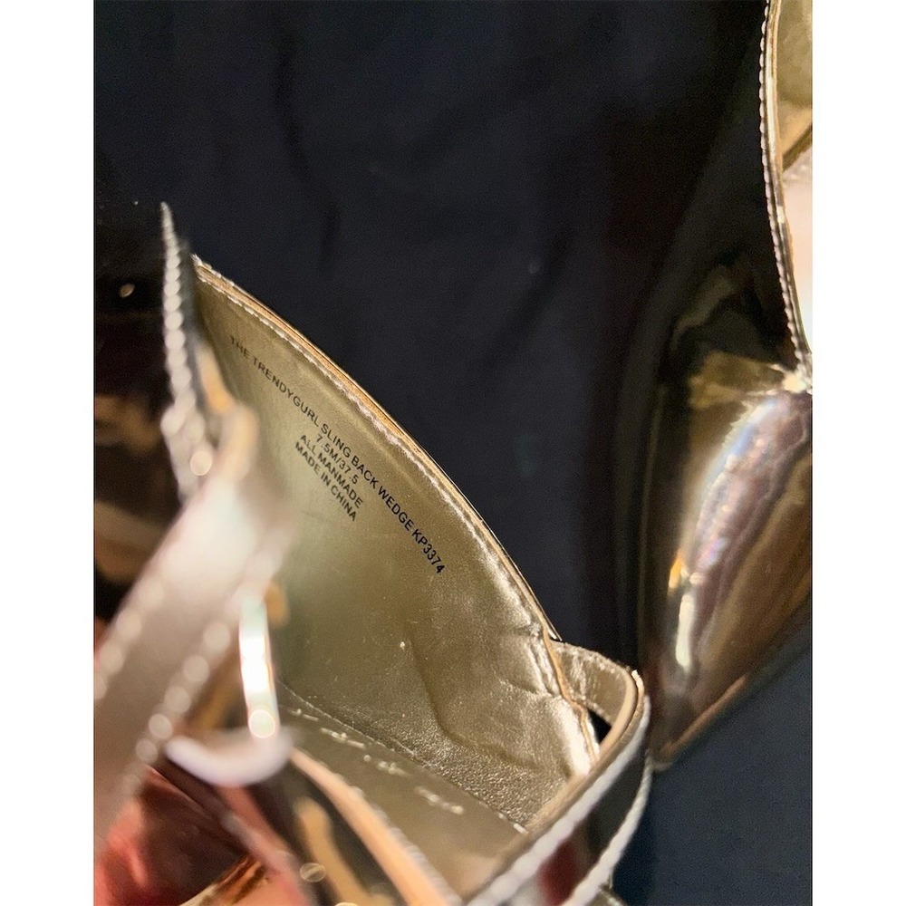 Katy Perry Trendy Gurl Slingback Wedge Heels Gold Pointed Toe champagne 7.5 glam - Picture 6 of 7